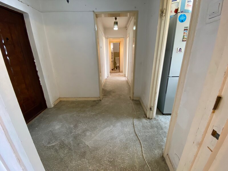 Baba Novac, strada Sapte Drumuri